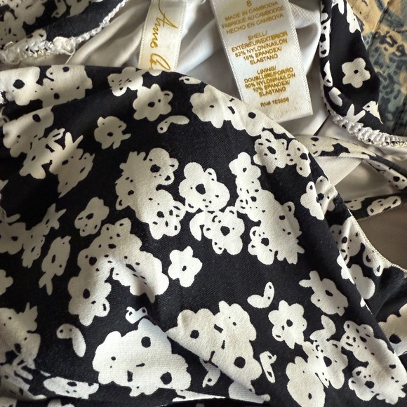 Anne Cole One Piece Swimsuit - Picture 2 of 2